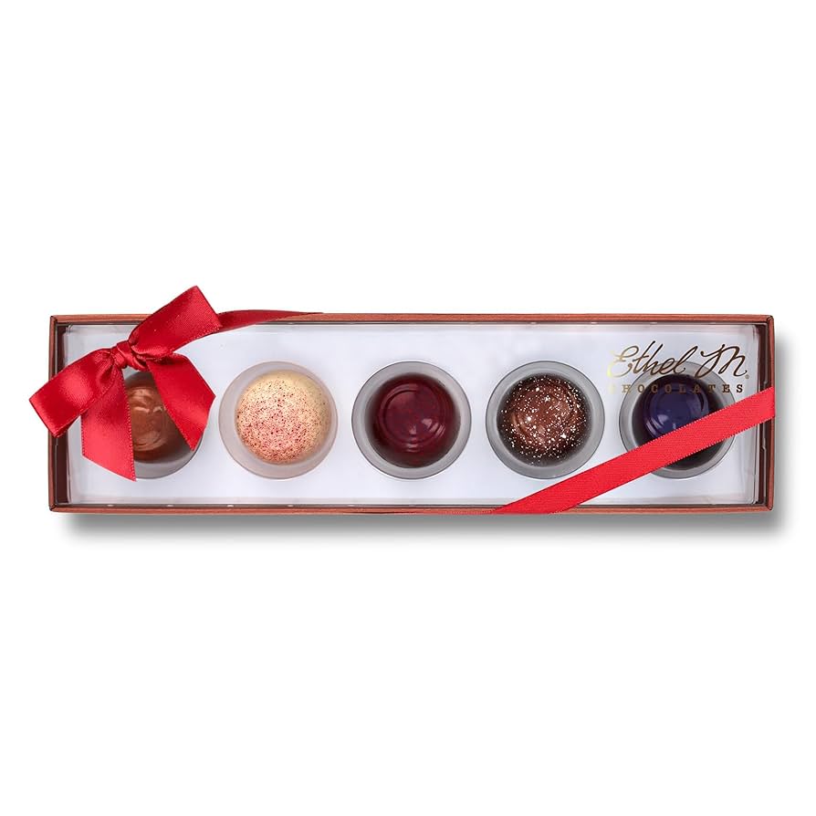 Ethel M Classic Collection チョコレート Amazon.com: Ethel M Chocolates Classic Collection 32 Piece